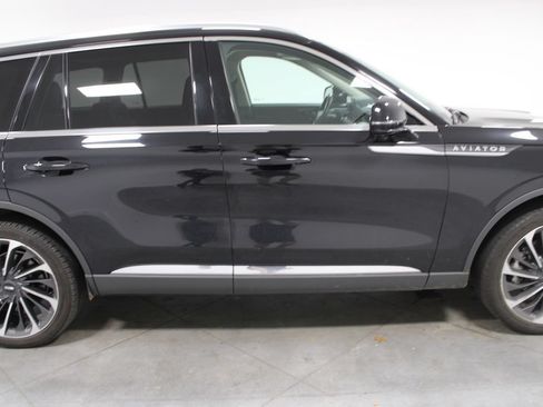 Used 2020 Lincoln Aviator Reserve w/ Equipment Group 202A AWD/4WD image 11