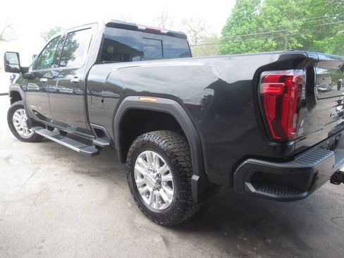 Used 2020 GMC Sierra 2500 Denali AWD/4WD image 17