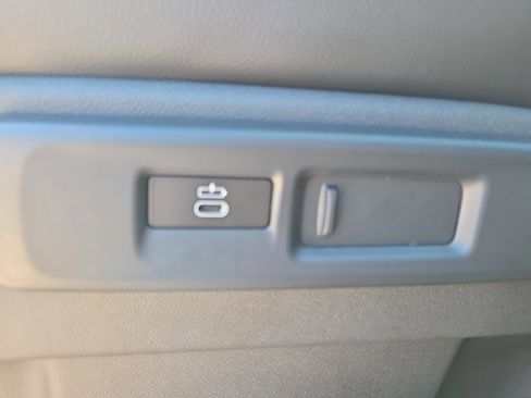 Used 2022 BMW X5 xDrive45e AWD/4WD image 14