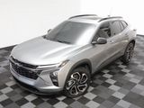 Certified 2024 Chevrolet Trax RS w/ Sunroof Package image 2