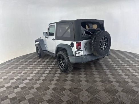 Used 2008 Jeep Wrangler X AWD/4WD image 9