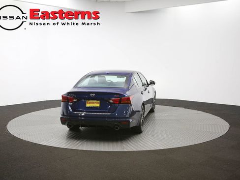 Used 2023 Nissan Altima 2.5 SR w/ SR Premium Package FWD image 36
