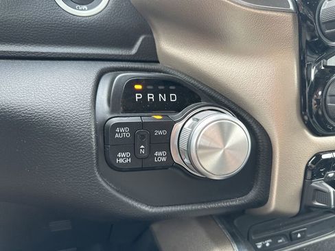 Used 2019 RAM 1500 Laramie AWD/4WD image 24