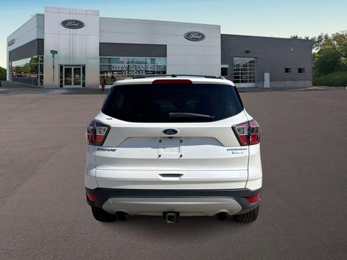 Used 2017 Ford Escape Titanium image 10