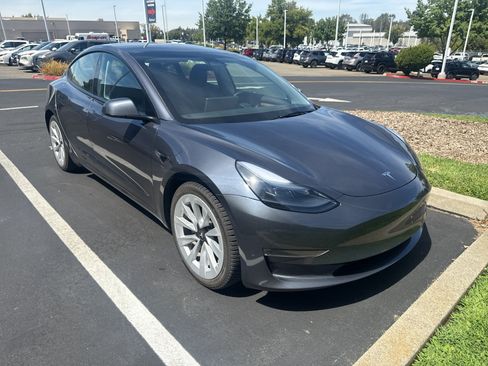 Used 2023 Tesla Model 3 Long Range AWD/4WD image 3