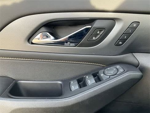 Used 2019 Chevrolet Traverse Premier w/ Redline Edition image 14