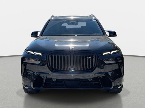 Used 2026 BMW X7 M60i image 8