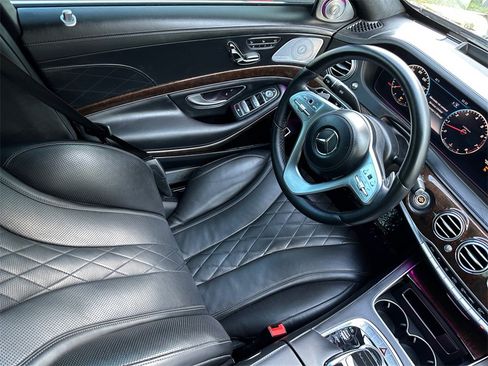 Used 2018 Mercedes-Benz S 560 4MATIC Sedan image 22