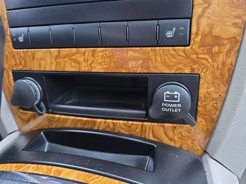 Used 2008 Jeep Grand Cherokee Limited w/ Trailer Tow Group IV image 34