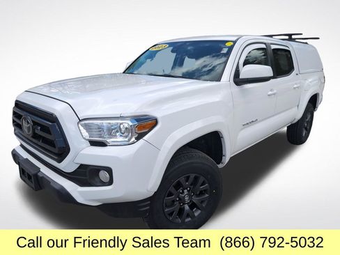 Used 2023 Toyota Tacoma SR5 AWD/4WD image 1