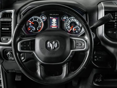 Used 2024 RAM 3500 Big Horn AWD/4WD image 17