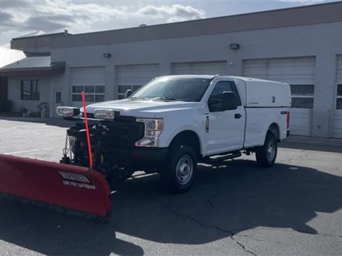 Used 2021 Ford F250 XL w/ Power Equipment Group image 5