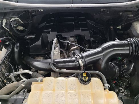 Used 2018 Ford F150 XL w/ Equipment Group 101A Mid AWD/4WD image 30