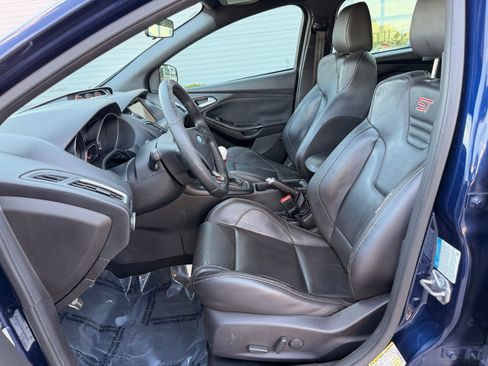 Used 2016 Ford Focus ST w/ Equipment Group 402A FWD image 28