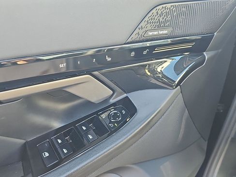 Used 2026 BMW 530i xDrive image 16