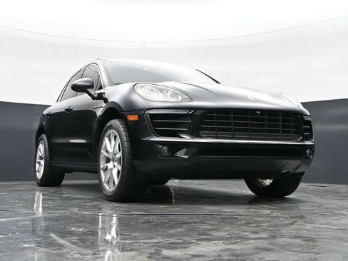 Used 2018 Porsche Macan S AWD/4WD image 31