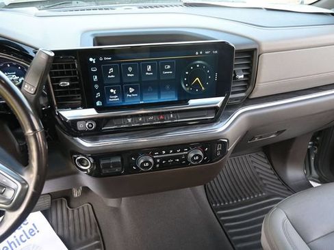 Used 2024 Chevrolet Silverado 3500 LTZ AWD/4WD image 20
