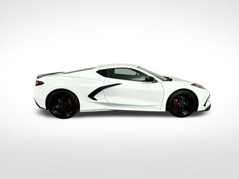 Used 2026 Chevrolet Corvette Stingray Coupe w/ Battery Protection Package RWD image 9