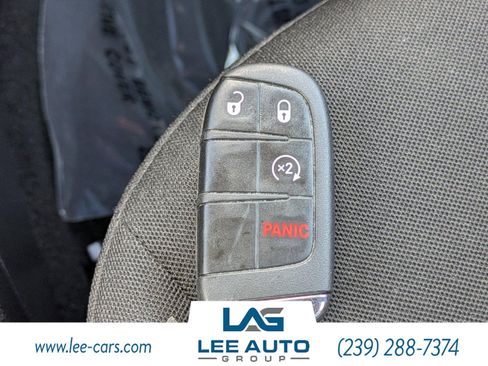 Used 2019 Jeep Renegade Sport image 26