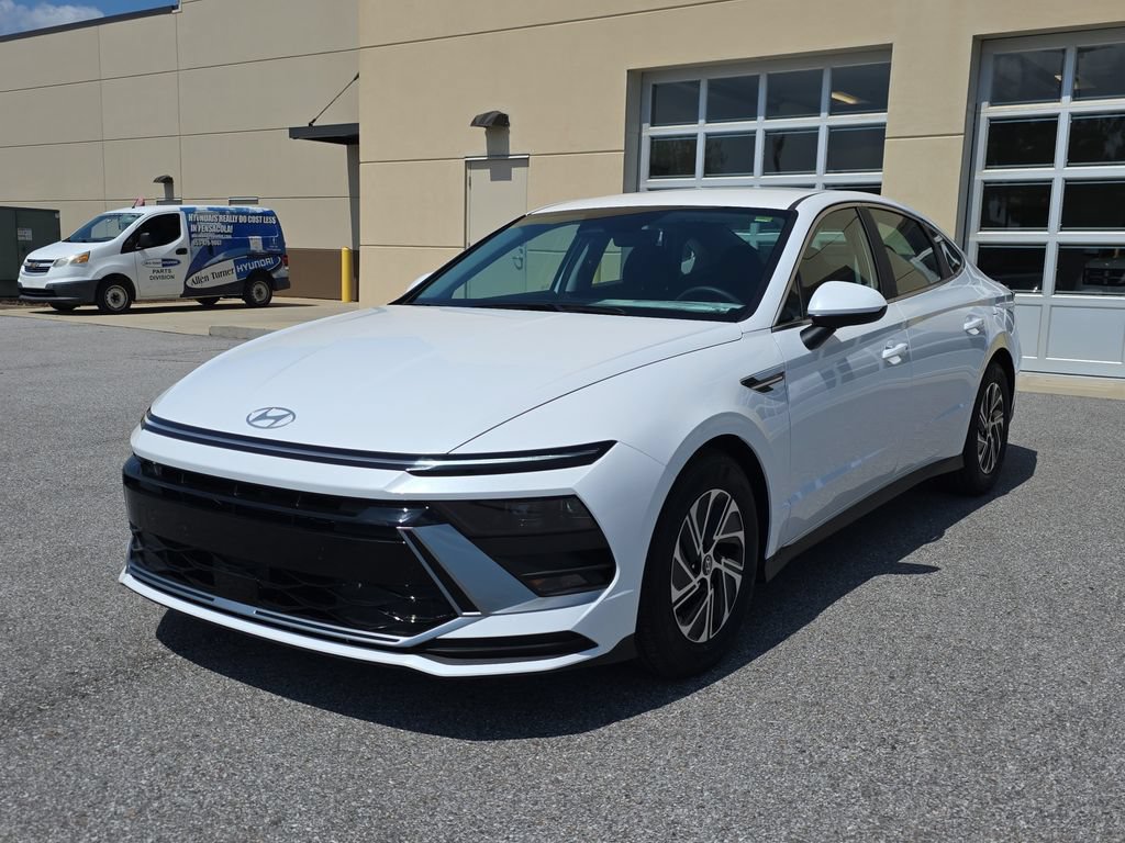 New 2026 Hyundai Sonata Blue FWD image 4
