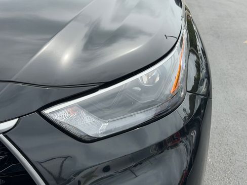 Used 2025 Toyota Highlander LE image 11