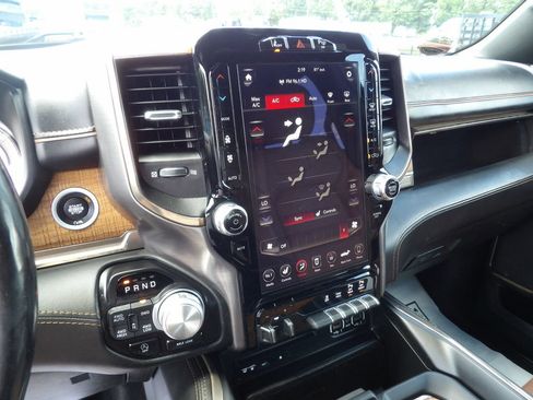 Used 2019 RAM 1500 Limited AWD/4WD image 23