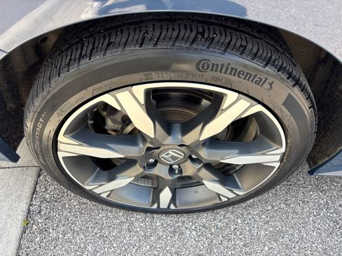 Used 2025 Honda Civic Sport image 10
