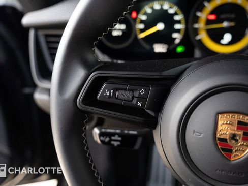 Used 2022 Porsche 911 GT3 image 27