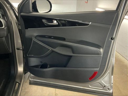 Used 2019 Kia Sorento SX FWD image 26