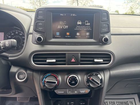 Used 2020 Hyundai Kona SEL AWD/4WD image 16