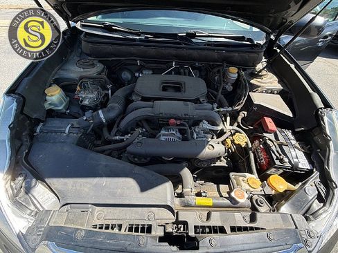 Used 2011 Subaru Outback 2.5i Premium image 29