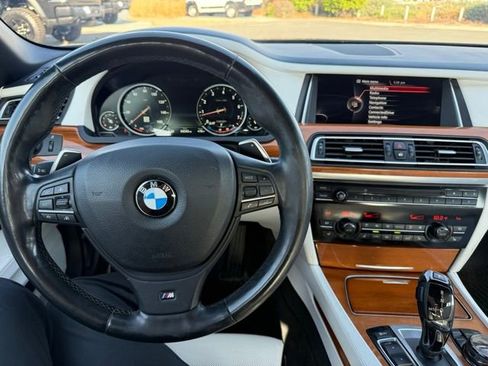 Used 2015 BMW 750Li xDrive AWD/4WD image 5