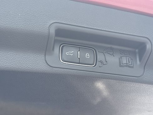 Used 2021 Ford Explorer ST w/ Equipment Group 401A AWD/4WD image 9