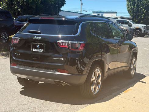 Used 2020 Jeep Compass Limited w/ Safety & Security Group AWD/4WD image 9