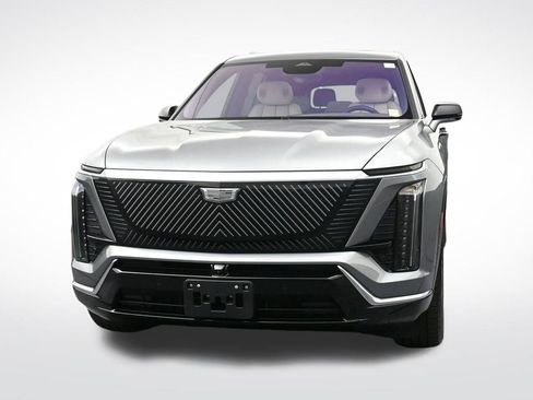 Used 2026 Cadillac Vistiq Luxury AWD/4WD image 8