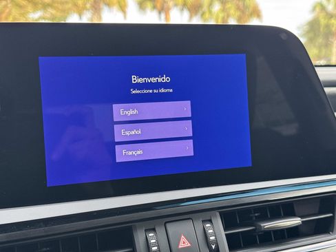 New 2025 Lexus ES 350 w/ Premium Package image 27