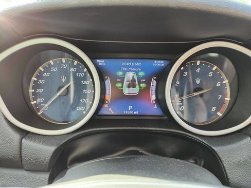 Used 2018 Maserati Ghibli image 24