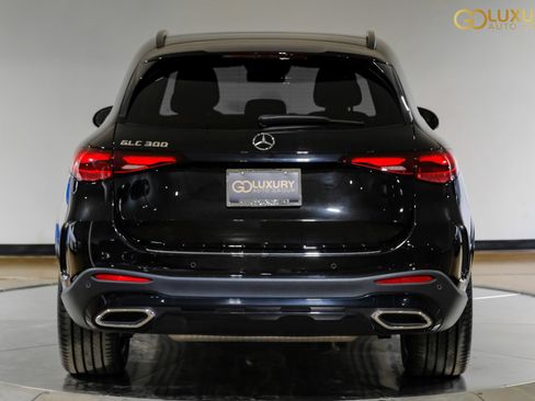Used 2024 Mercedes-Benz GLC 300 image 11