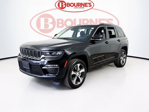 Used 2023 Jeep Grand Cherokee 4WD 4xe image 8