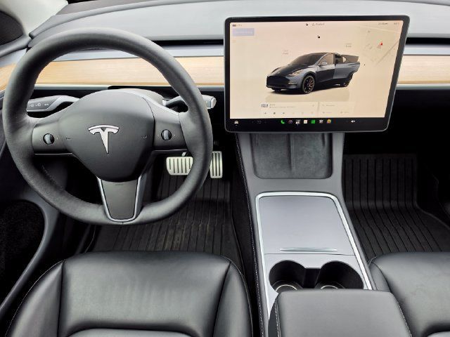 Used 2024 Tesla Model Y Performance AWD/4WD image 34