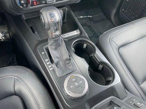 New 2025 Ford Bronco Big Bend image 13