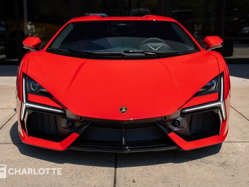 Used 2024 Lamborghini Revuelto AWD/4WD image 4