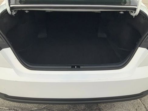 Used 2025 Toyota Camry LE image 13