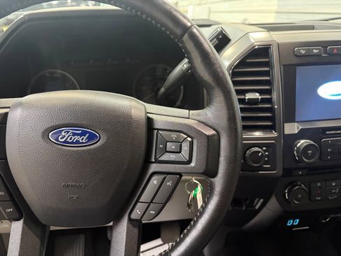 Used 2018 Ford F150 XLT w/ Equipment Group 302A Luxury AWD/4WD image 9