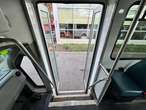 Used 2017 Ford E-350 and Econoline 350 Super Duty w/ Shuttle Bus Prep Package image 38