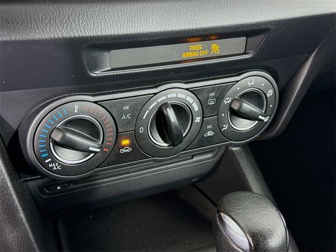 Used 2014 MAZDA MAZDA3 i Touring image 15