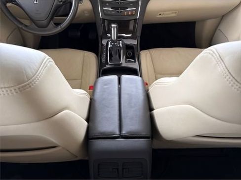 Used 2015 Lincoln MKS w/ Equipment Group 101A FWD image 18