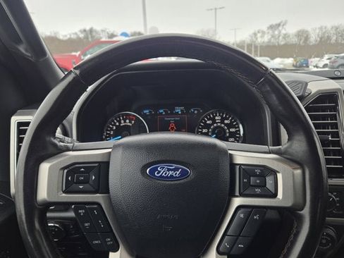 Used 2019 Ford F150 Platinum w/ Equipment Group 701A Luxury image 30