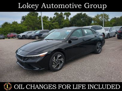 Used 2025 Hyundai Elantra Limited