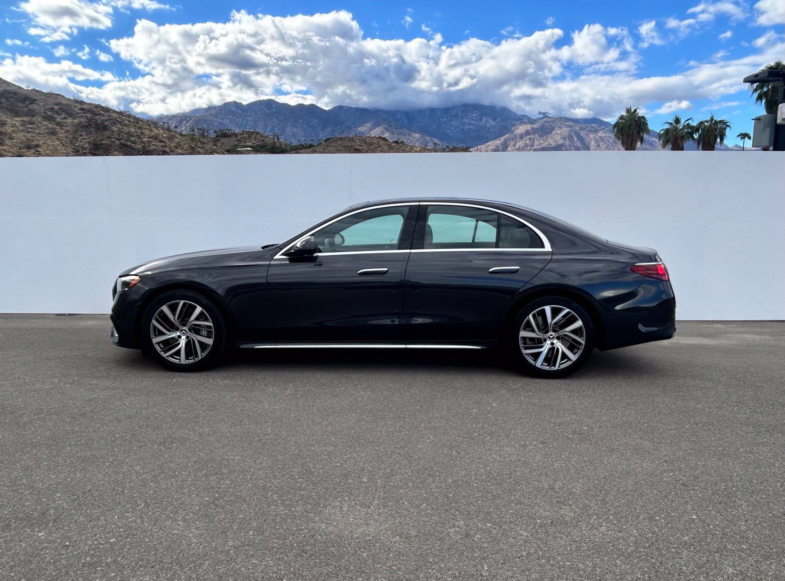 Used 2025 Mercedes-Benz E 450 4MATIC Sedan image 8